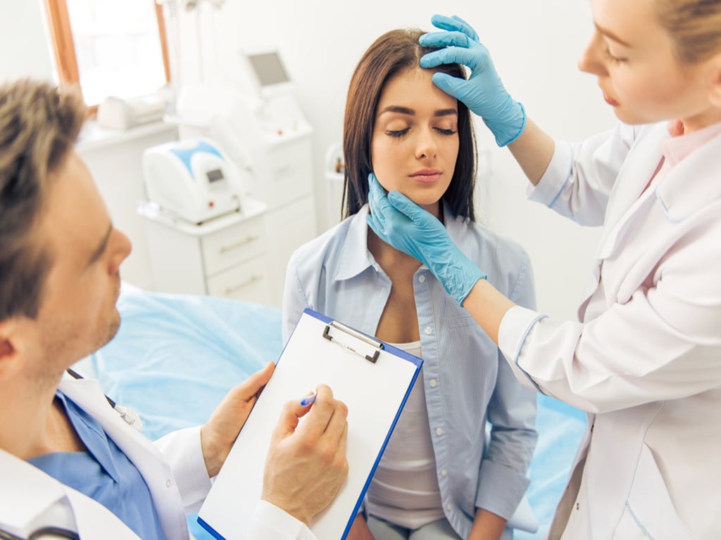 The Human Touch: Compassion and Patient-Centered Care in Cosmetic Surgery