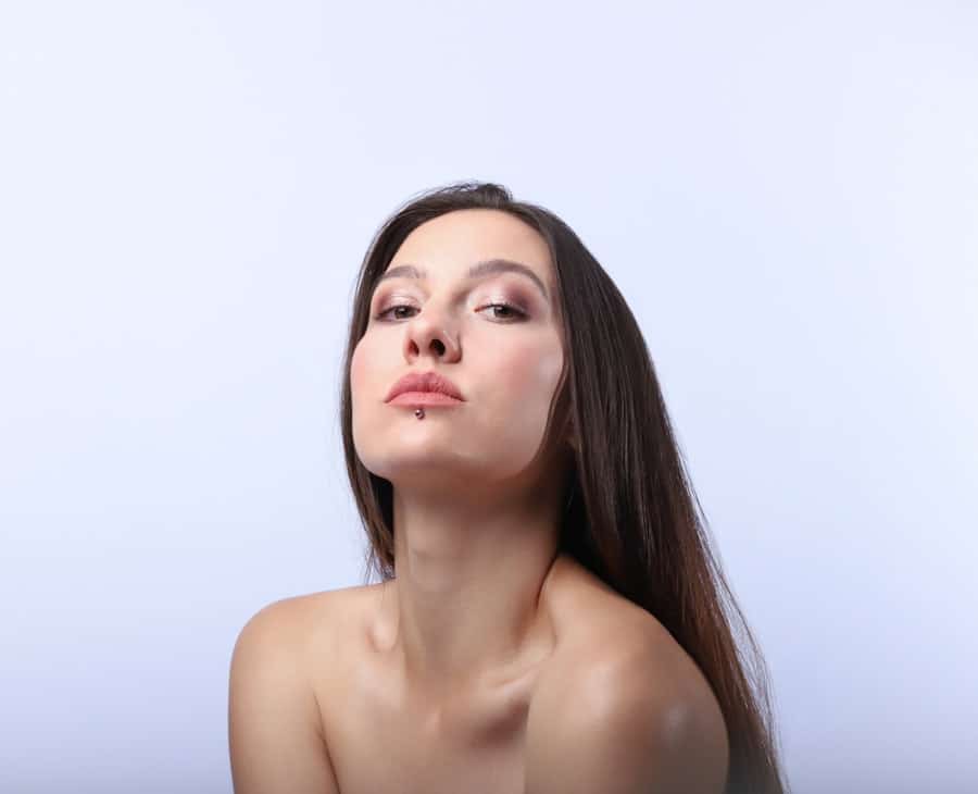 Cosmetic Plastic Surgeon Consultation