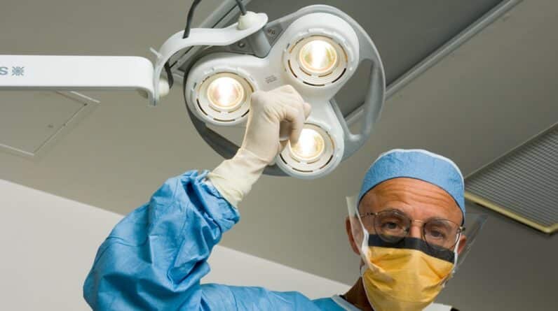 Photo Plastic Cosmetic Surgeon Chandler Az