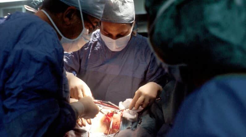 Photo Plastic Surgeon Chandler AZ