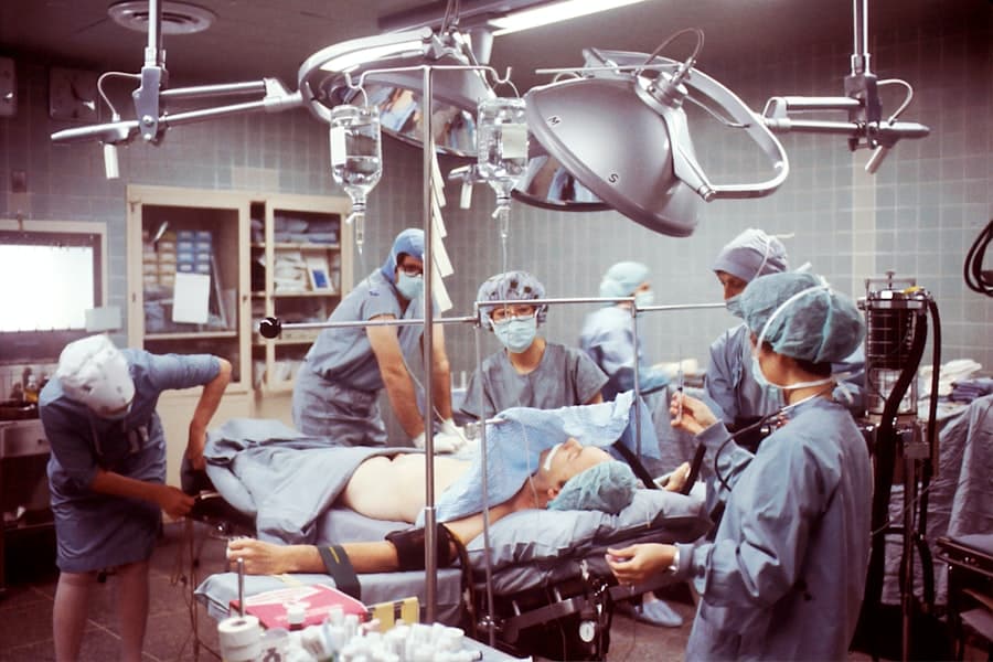 Photo Liposuction Surgeon