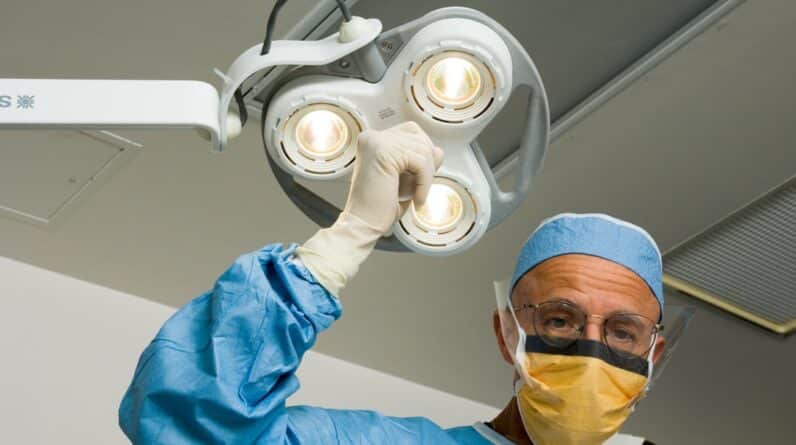 Photo Plastic Cosmetic Surgeon
