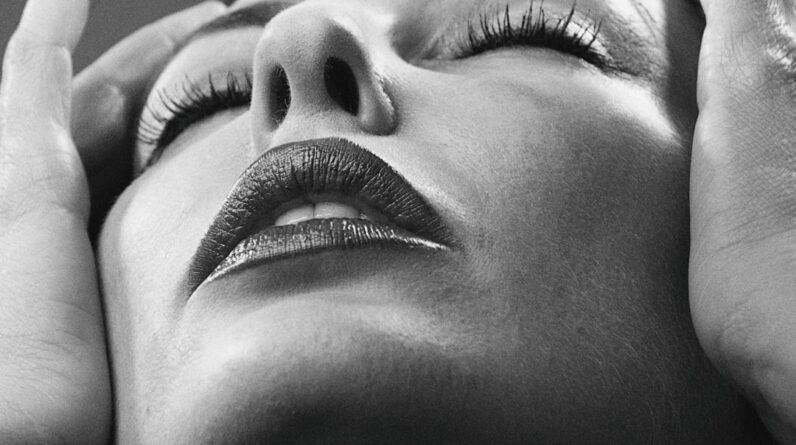 Photo Facial Plastic Surgery