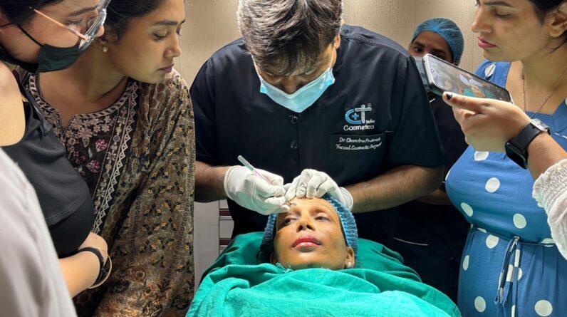 Photo Mommy Makeover Surgeon